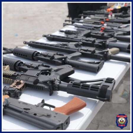 Bilan partiel de la fouille des conteneurs dans la Douane : 22 armes à feu et plus de 14 000 cartouches retrouvées - Trafic d'armes à feu et de munitions