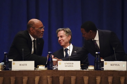 Haïti : Le secrétaire d'État américain Antony Blinken appelle Ariel Henry à une transition politique urgente